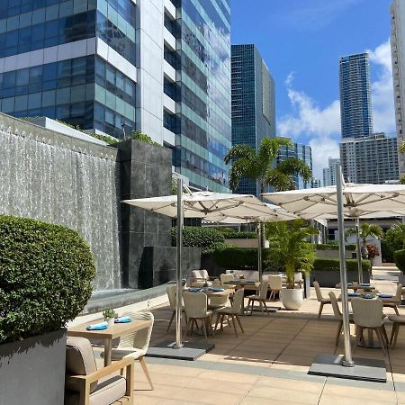 Four Seasons Hotel Miami - Luxury Private Residences Dış mekan fotoğraf