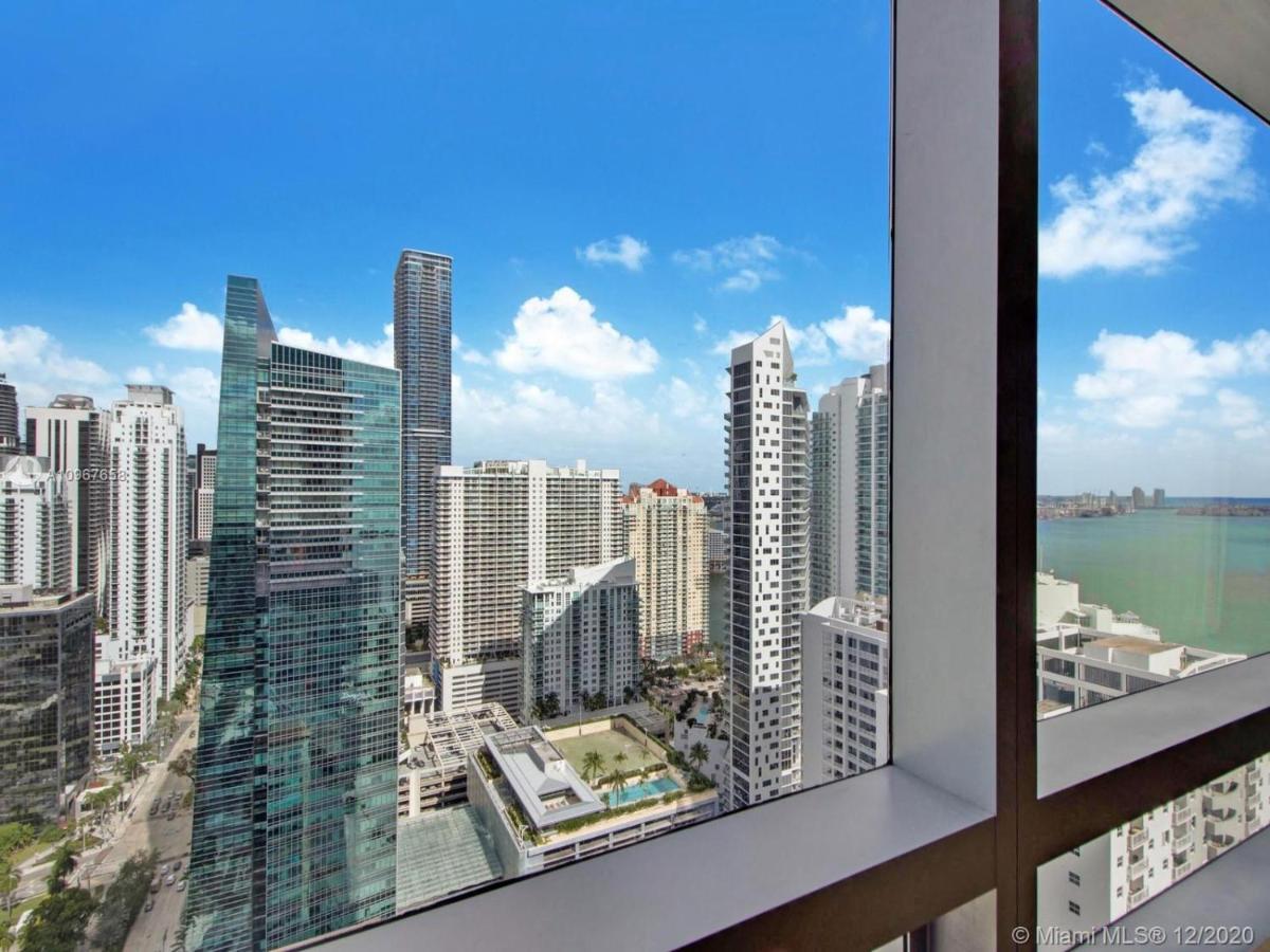 Four Seasons Hotel Miami - Luxury Private Residences Dış mekan fotoğraf